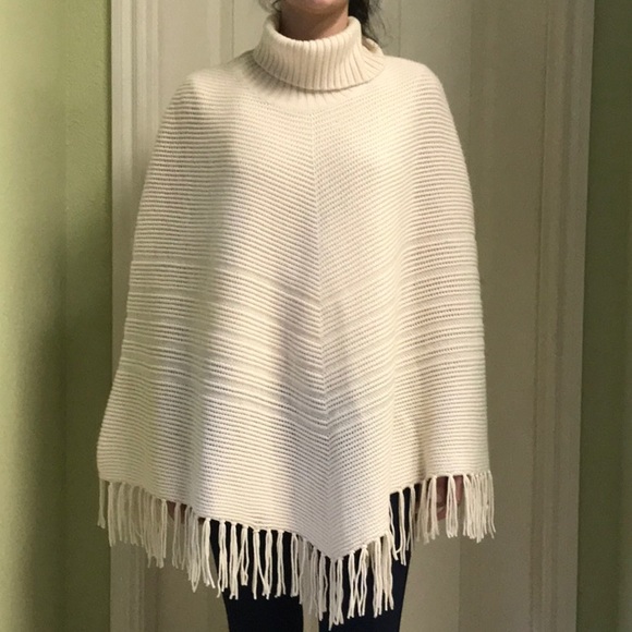 Talbots turtleneck sweater, poncho, cape - Picture 7 of 7